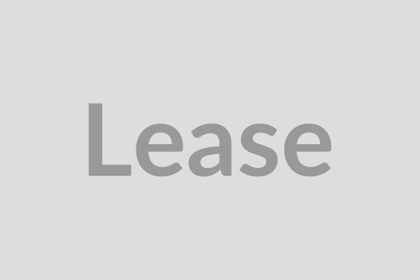 A screenshot from the AI Contract Advisor showing a lease contradiction.